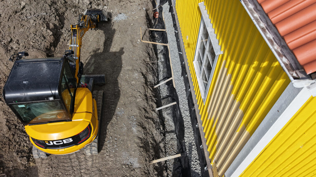 Foamit foam glass is well-suited for drainage around existing foundations